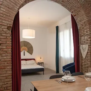 https://apt-design-lab-new-exclusive.italymilanhotels.net